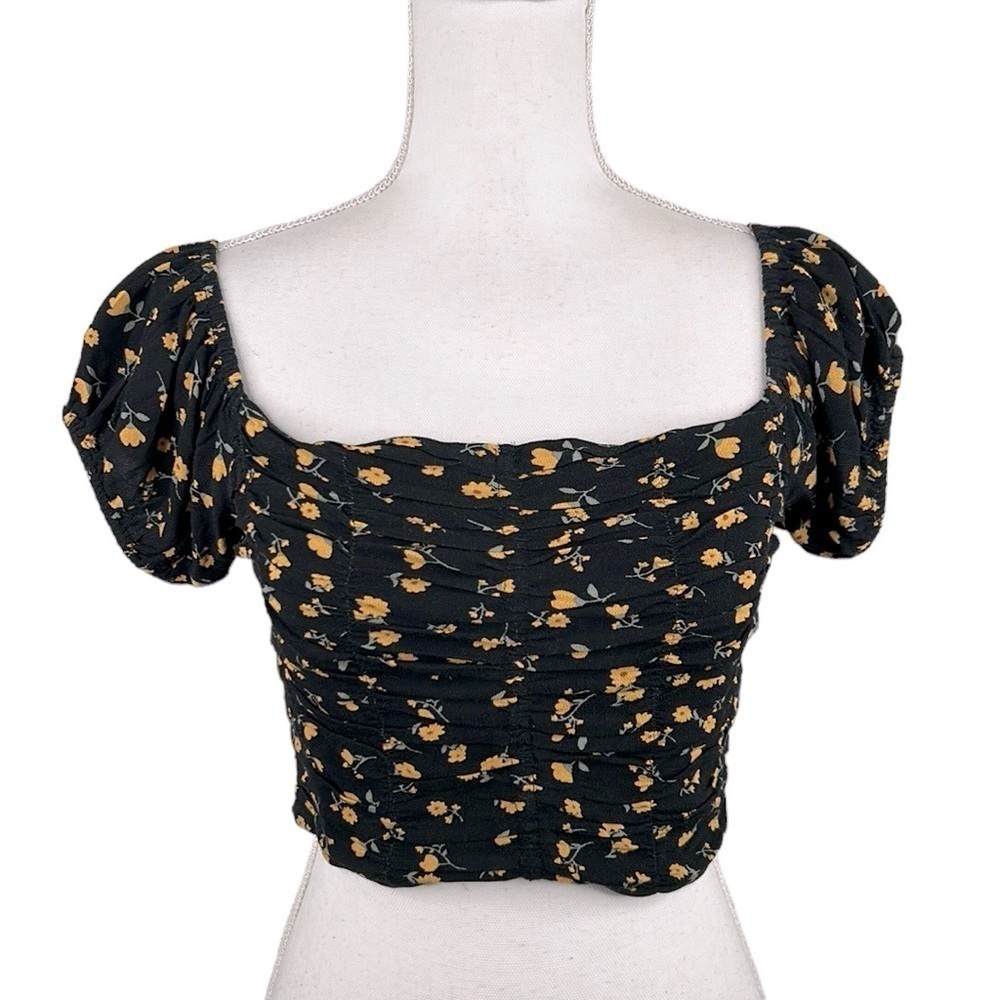 Aeropostle 90's Y2K Black Yellow Flower Crop Top Size Medium New with tags!